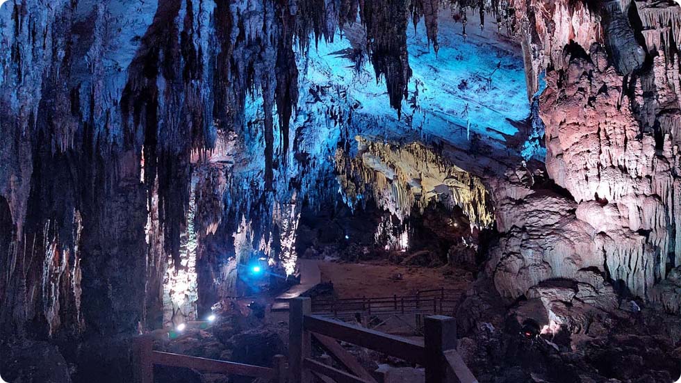 Gruta Hua Ma